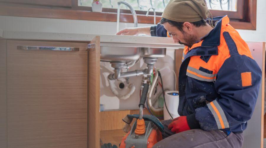 Local water heater installation in Saint Robert, MO